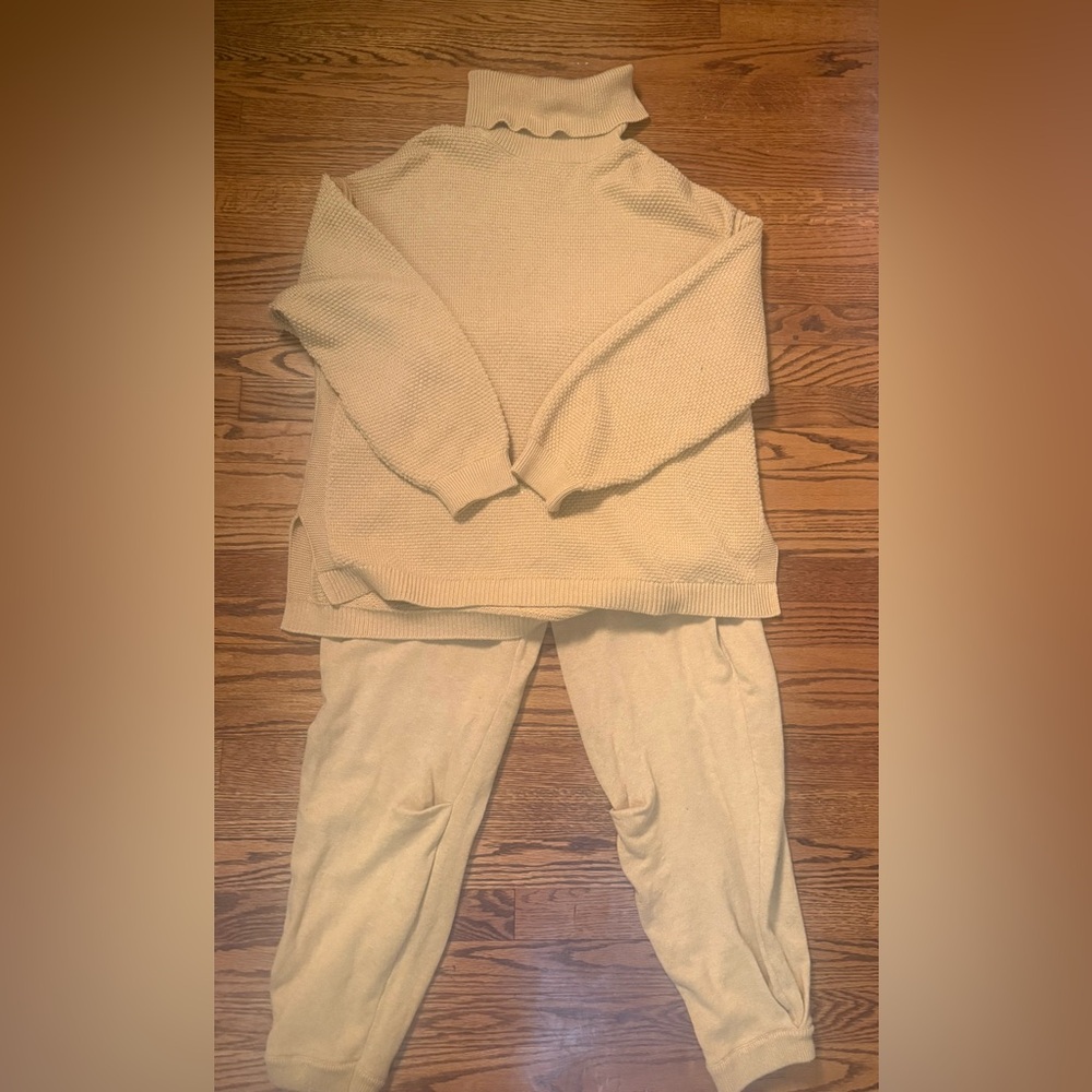 Free People - Camel Turtleneck Sweater & Pant Set